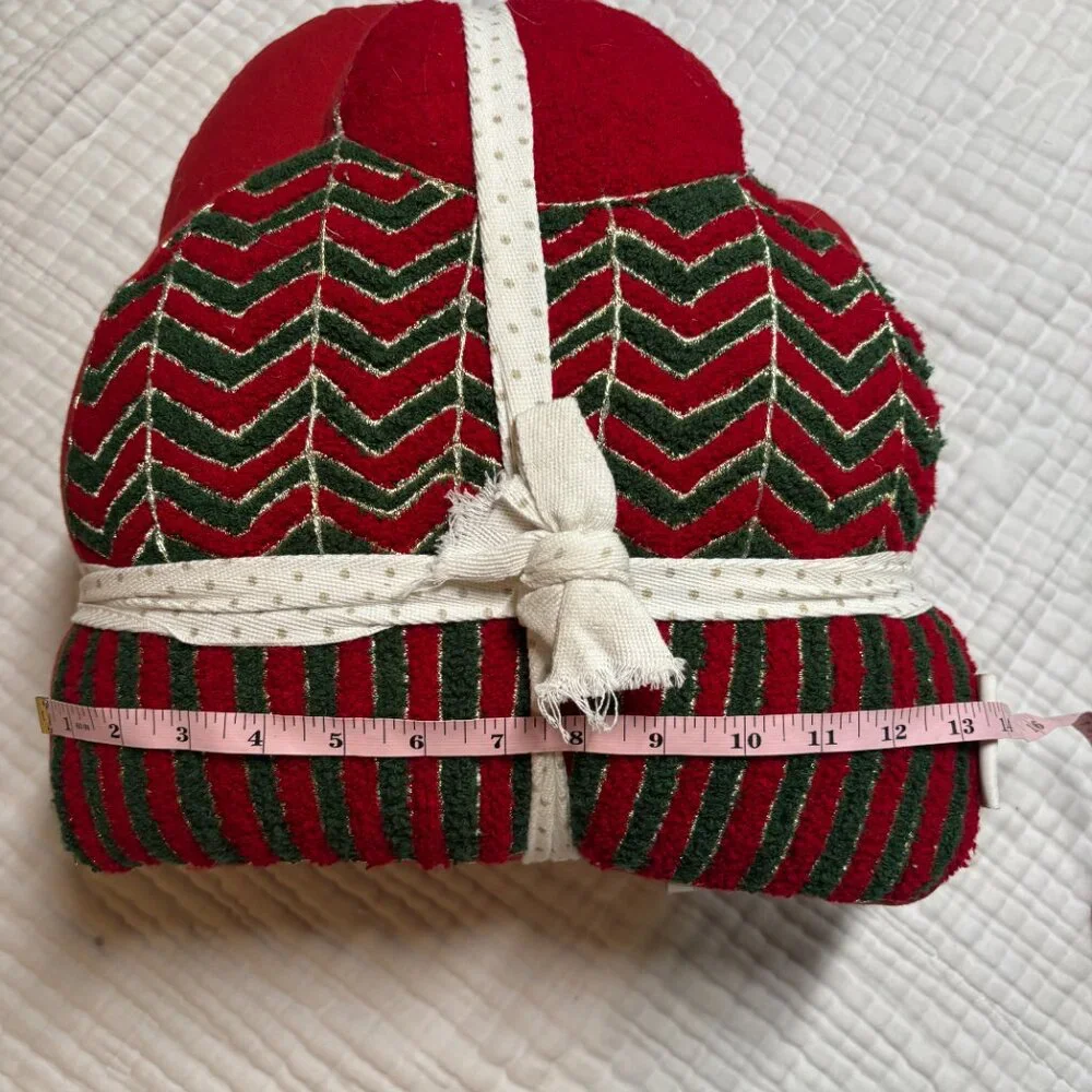 Isaac Mizrahi Holiday Oven Mitten pillow Set Red Green Textured – NWT